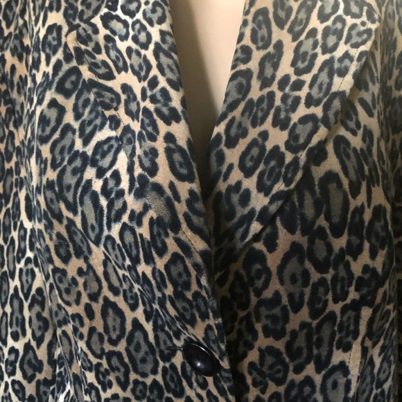 Bianca Leopard Velvety print blazer - Picture 2 of 8